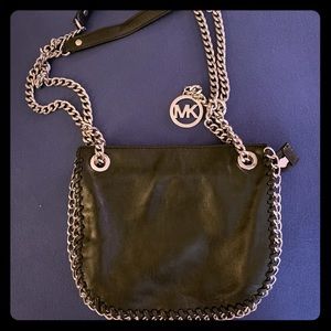 Michael Kors cross body chain purse in black